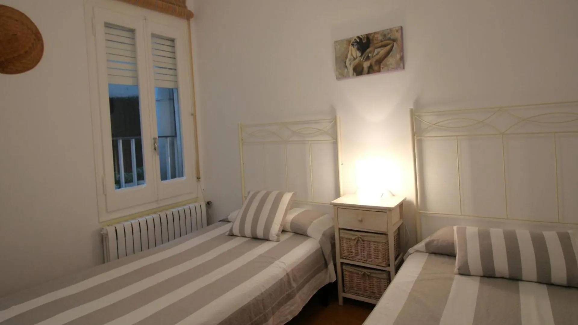 Apartmán Castellar 46 2º - Apartamento En El Centro Del Port De Llanca - Es-228-30